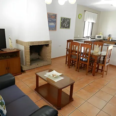 Chalet Casa Con Piscina Privada A Un Paso Del Pueblo *