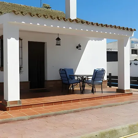 Casa Con Piscina Privada A Un Paso Del Pueblo Chalet