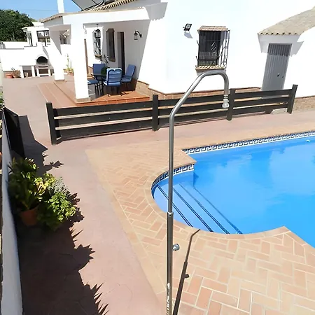 Casa Con Piscina Privada A Un Paso Del Pueblo Conil De La Frontera