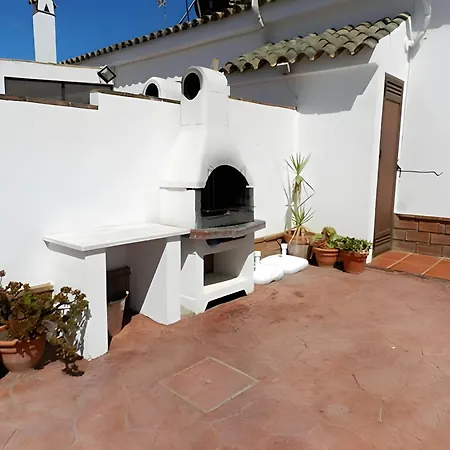 Chalet Casa Con Piscina Privada A Un Paso Del Pueblo