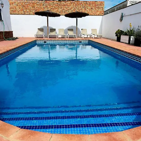 Chalet Casa Con Piscina Privada A Un Paso Del Pueblo *